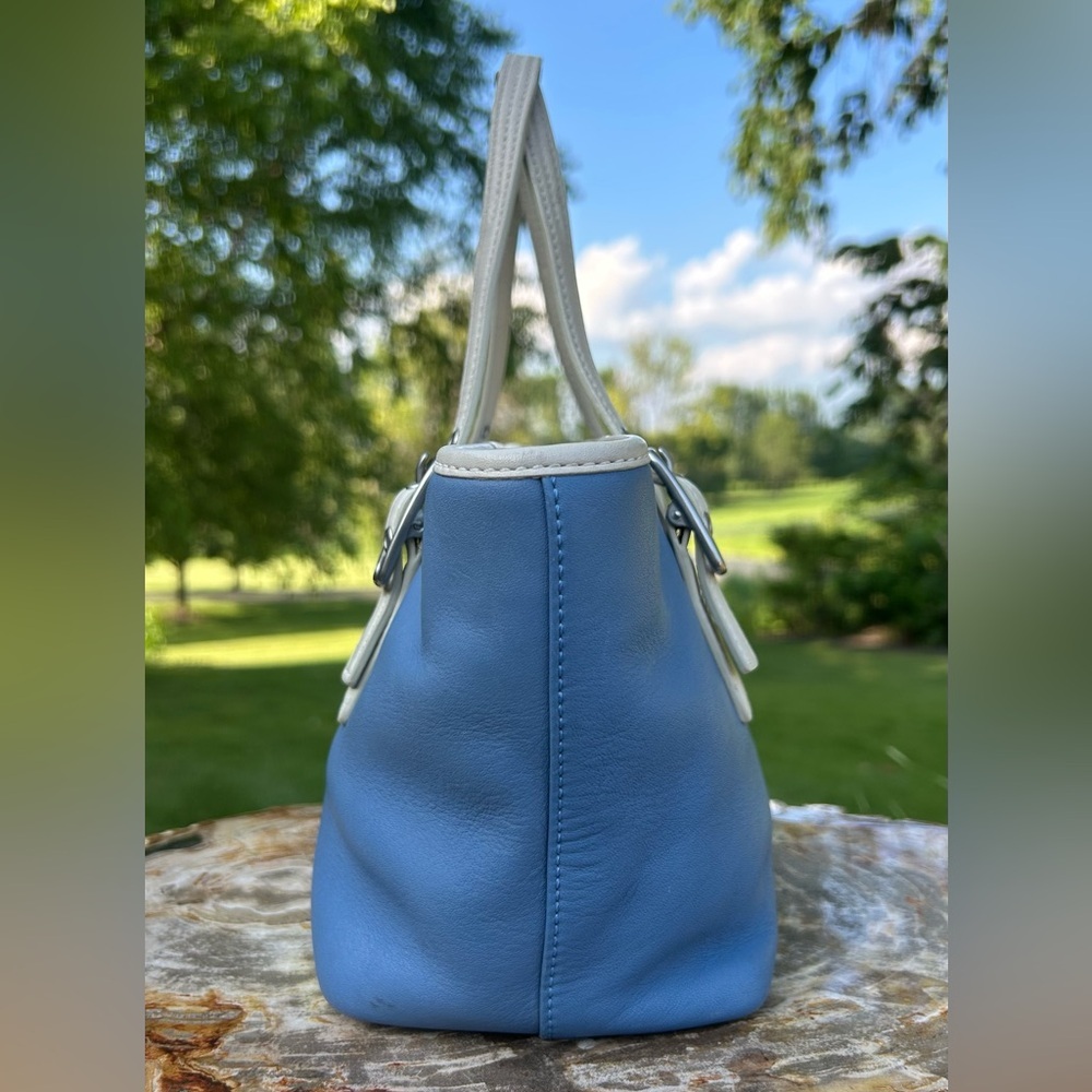 Vintage COACH Legacy Small Market Tote Blue and White 9846 - Picture 11 of 17